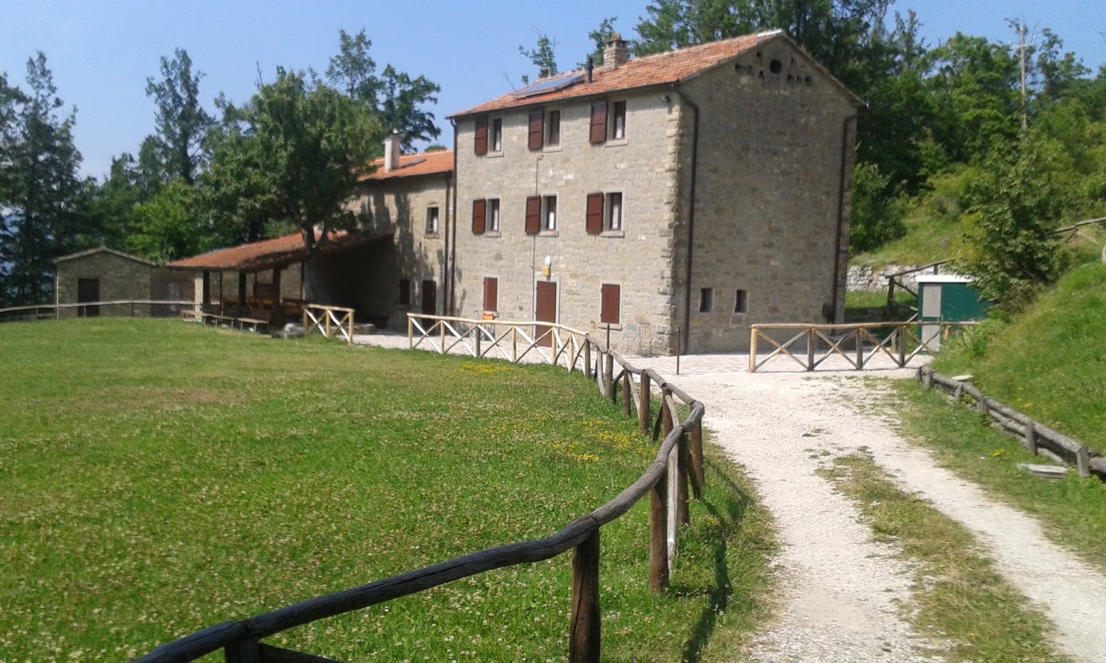 Ostello della Gioventù - Piscina Nera